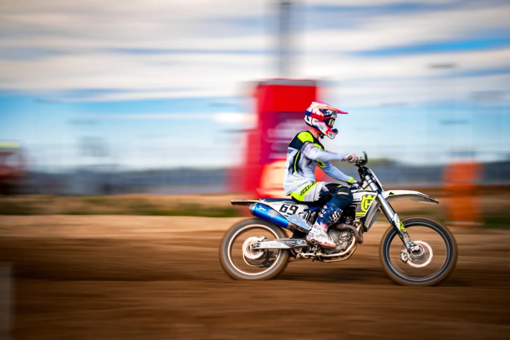 Фото