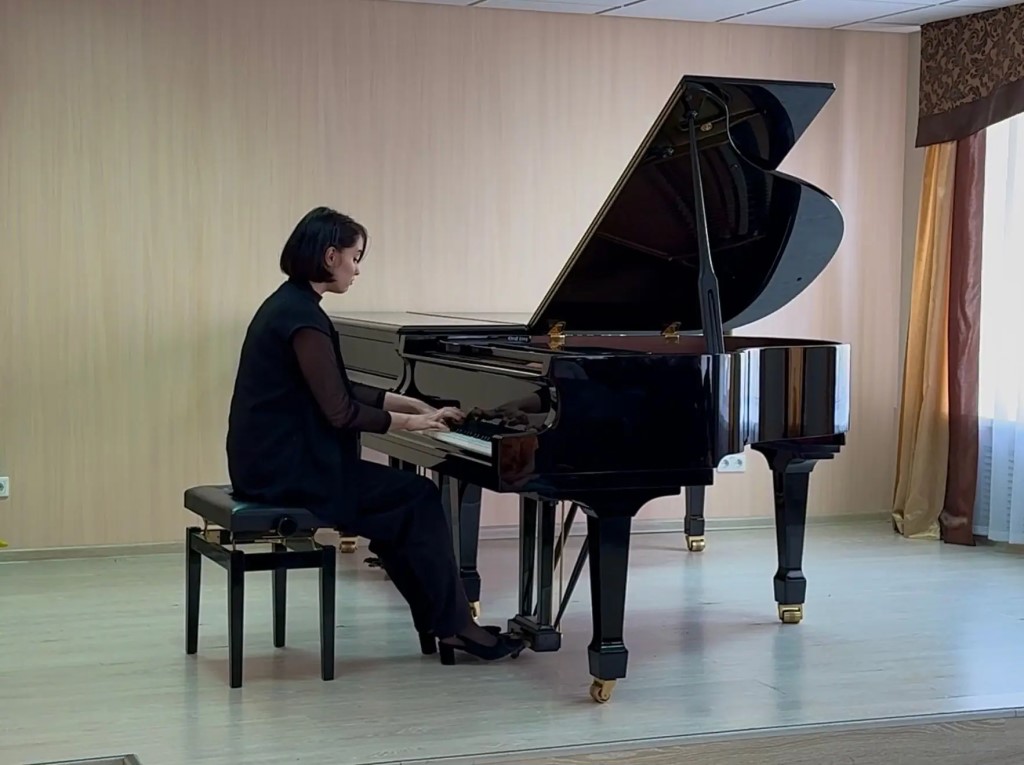 Фото