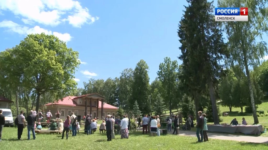 Фото