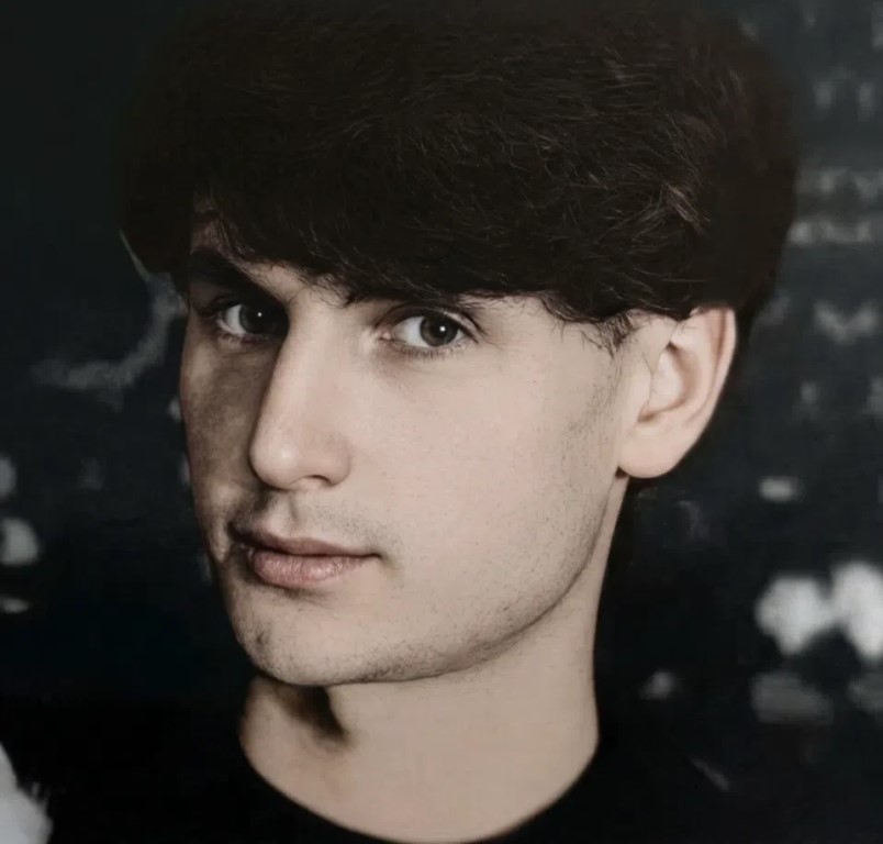 Фото