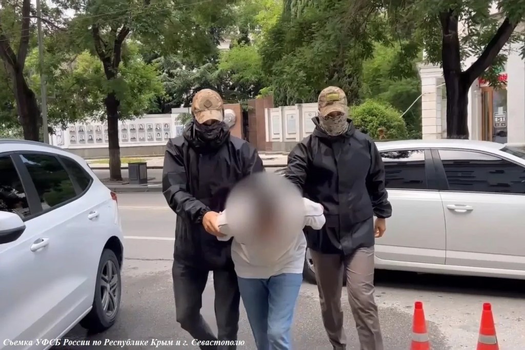 Фото