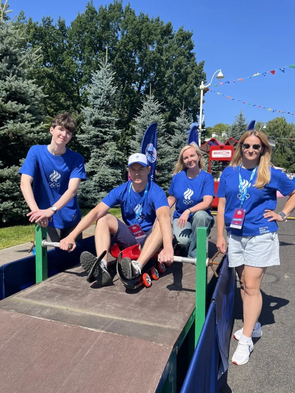 Фото