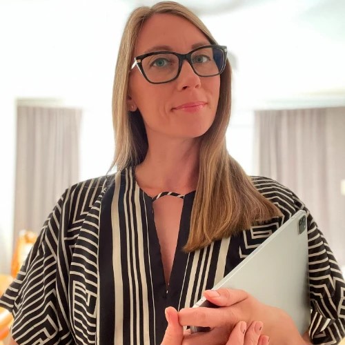 Marina Fine bot — канал в мессенджере MAX