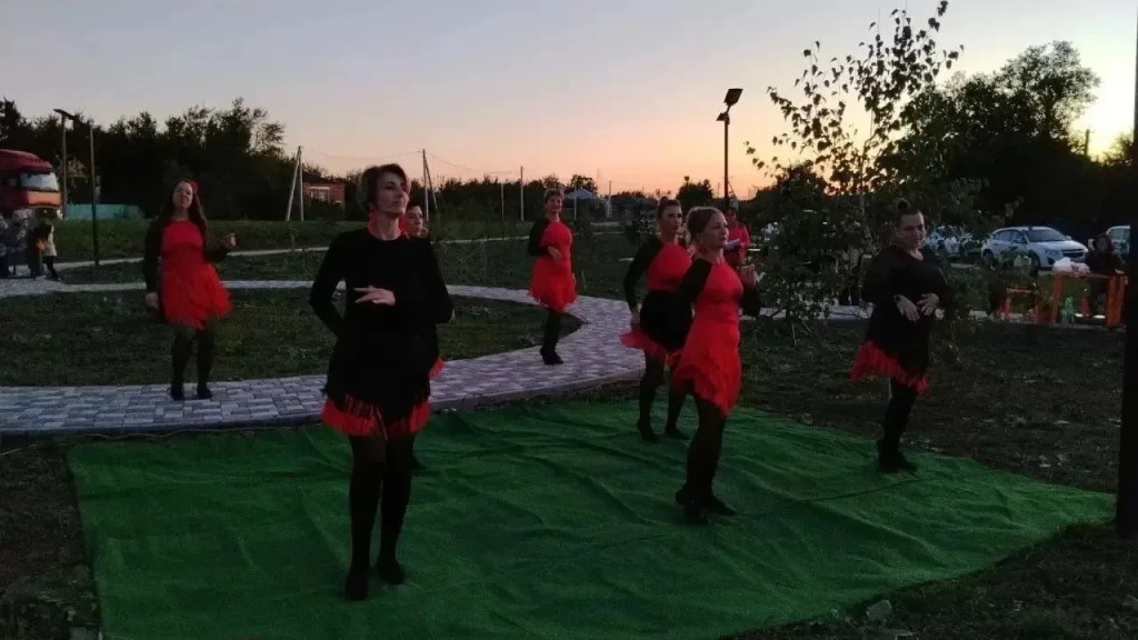 Фото