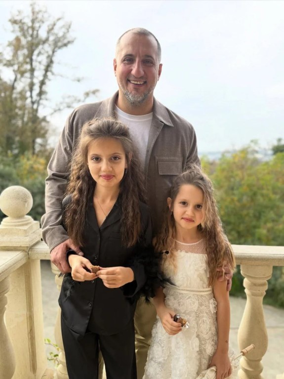 Фото