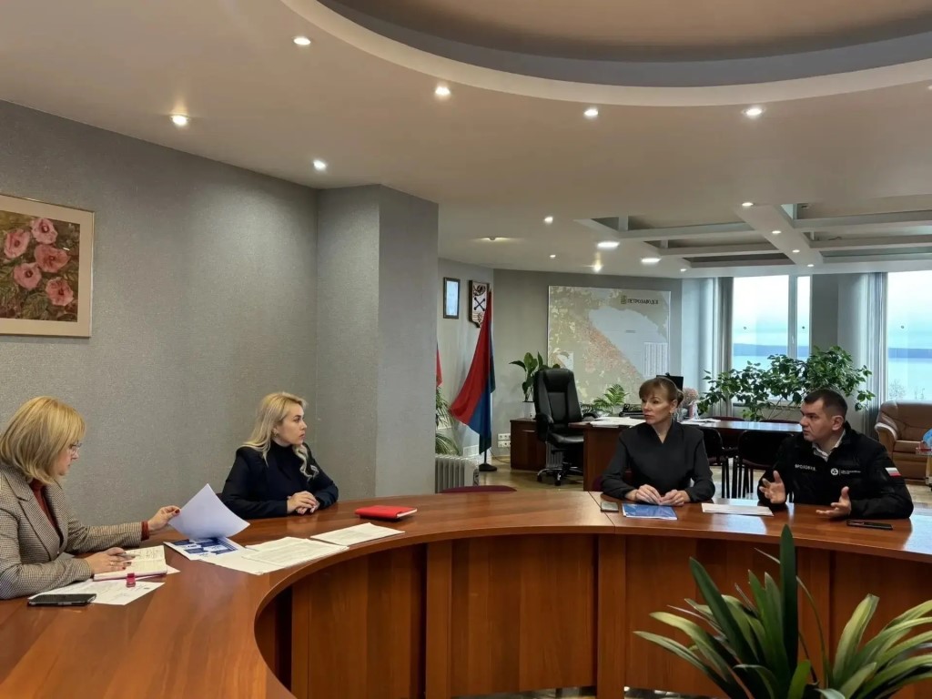 Фото