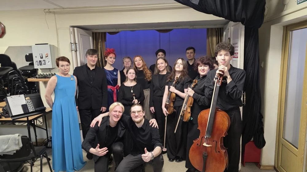 Фото