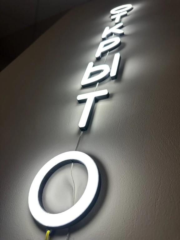 Фото