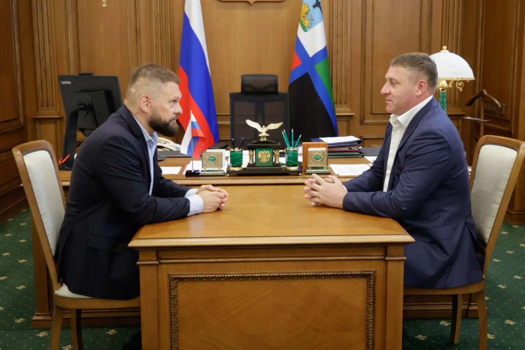 Фото