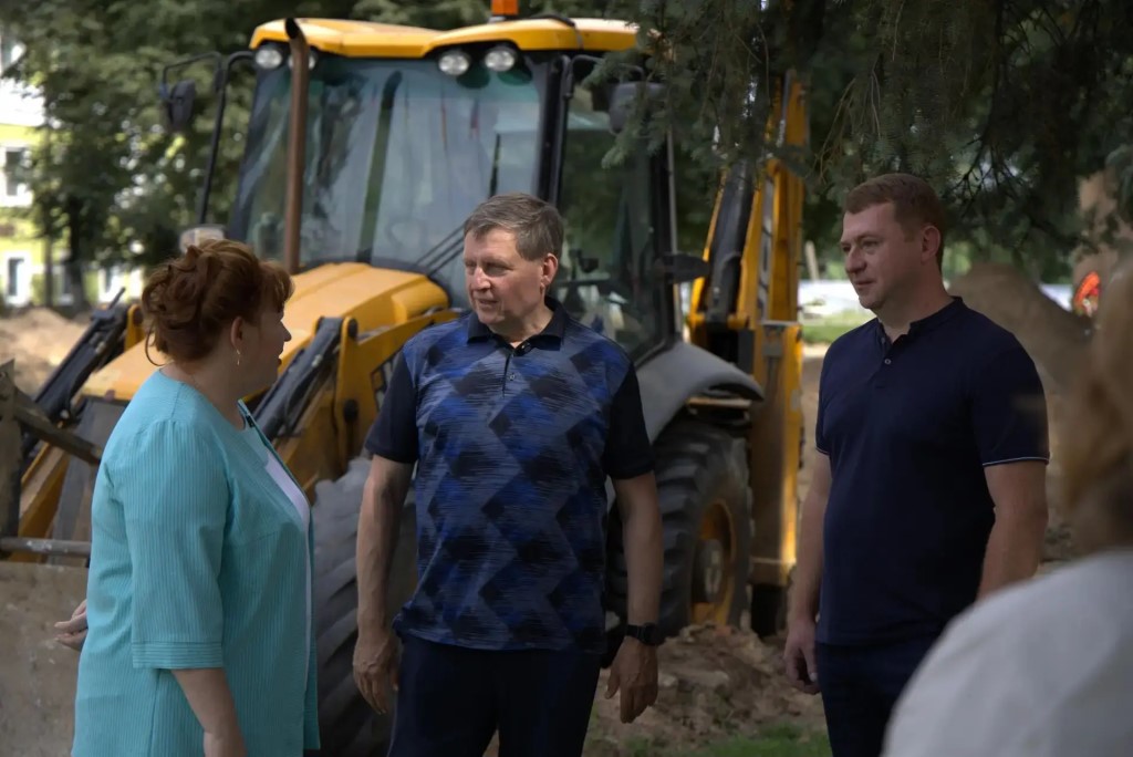 Фото