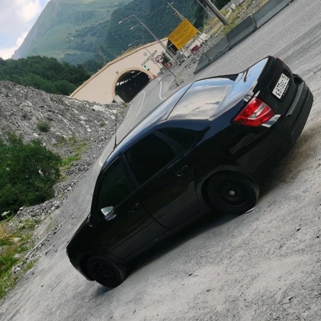Фото