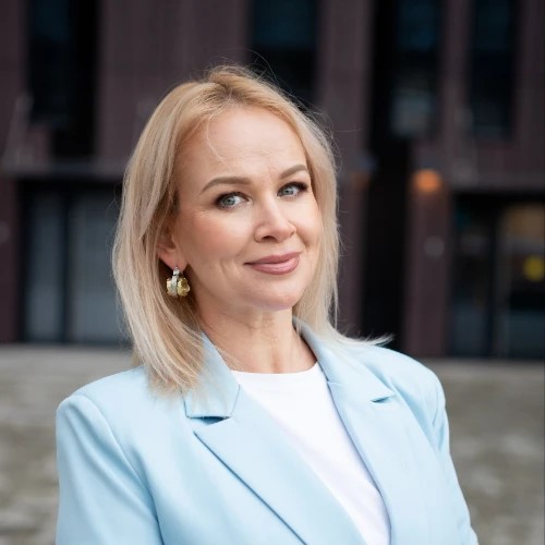 Елена Кузьмина — канал в мессенджере MAX