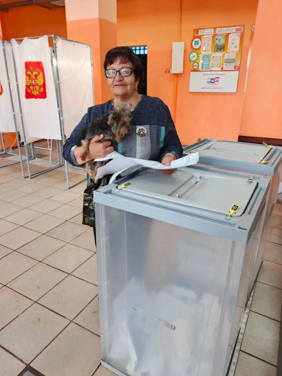 Фото