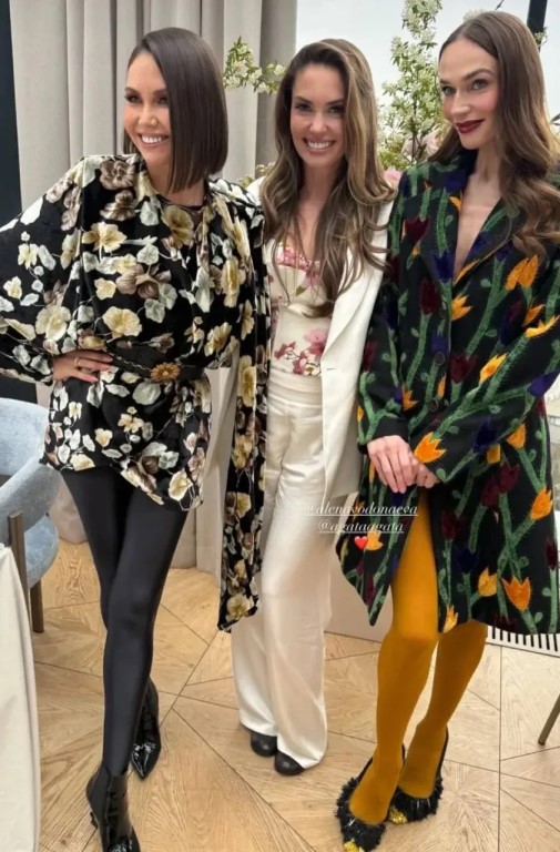 Фото