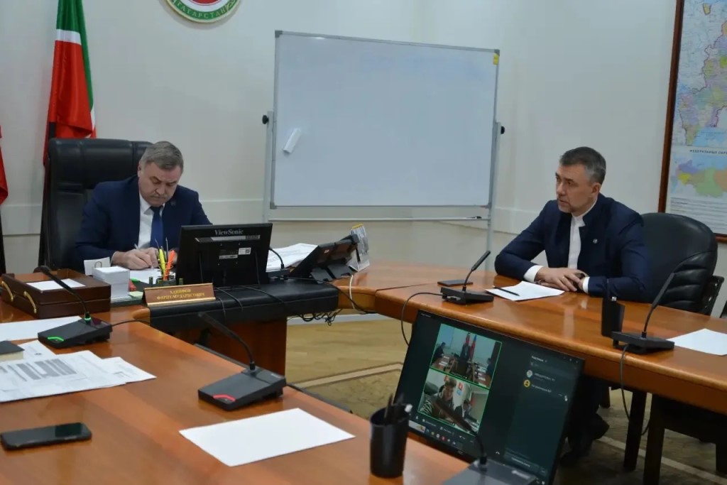 Фото