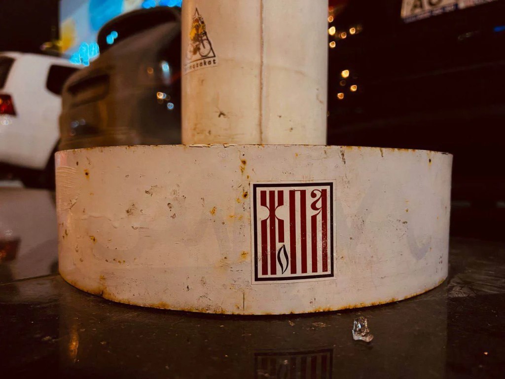 Фото