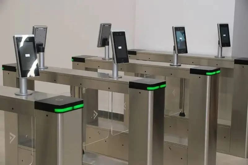 Фото