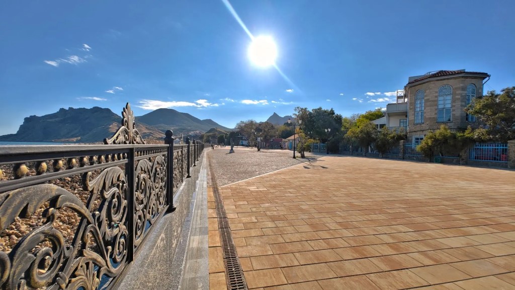 Фото