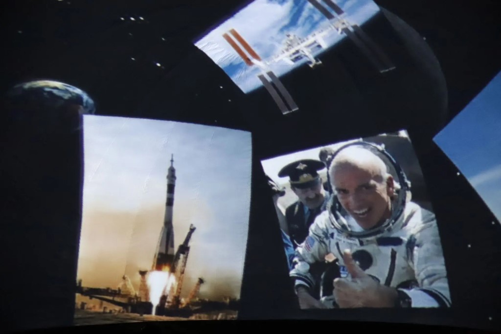 Фото