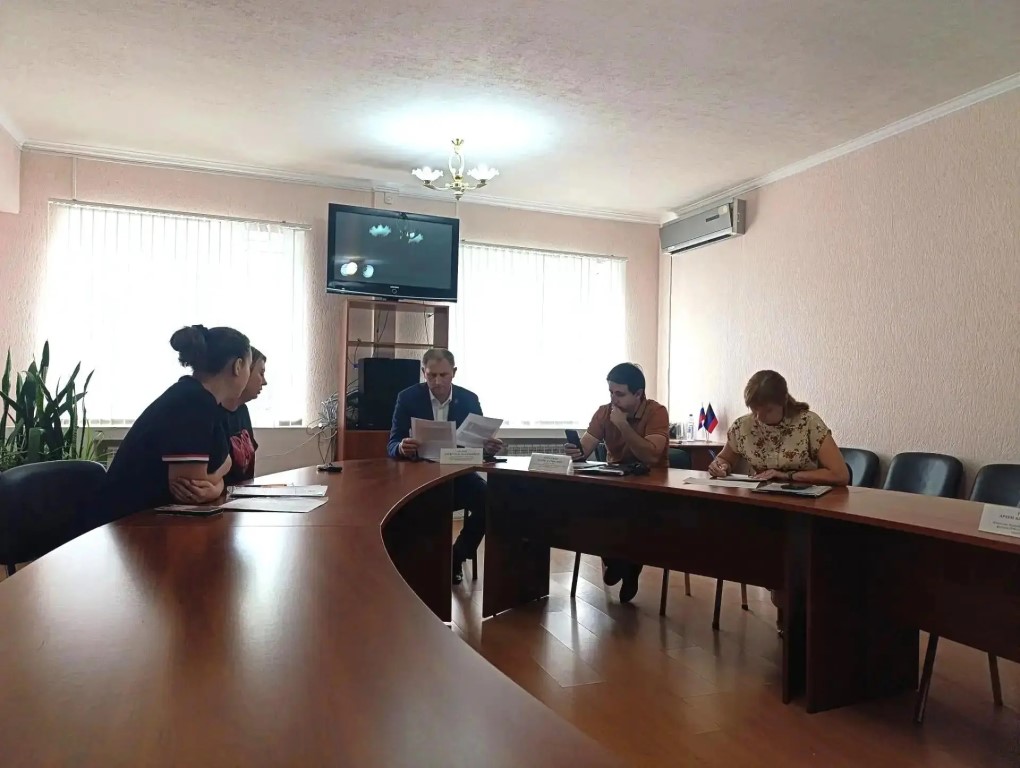 Фото