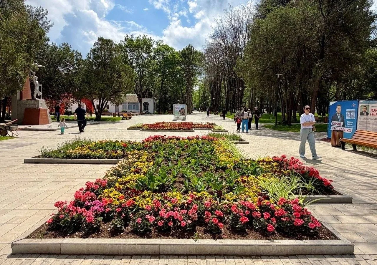 Доброго субботнего утра 💜  Сегодня слабый дождь, +16⁠…⁠+26⁠°, ветер 3⁠–⁠6 м⁠/⁠с, порывы до 11 м⁠/⁠с.