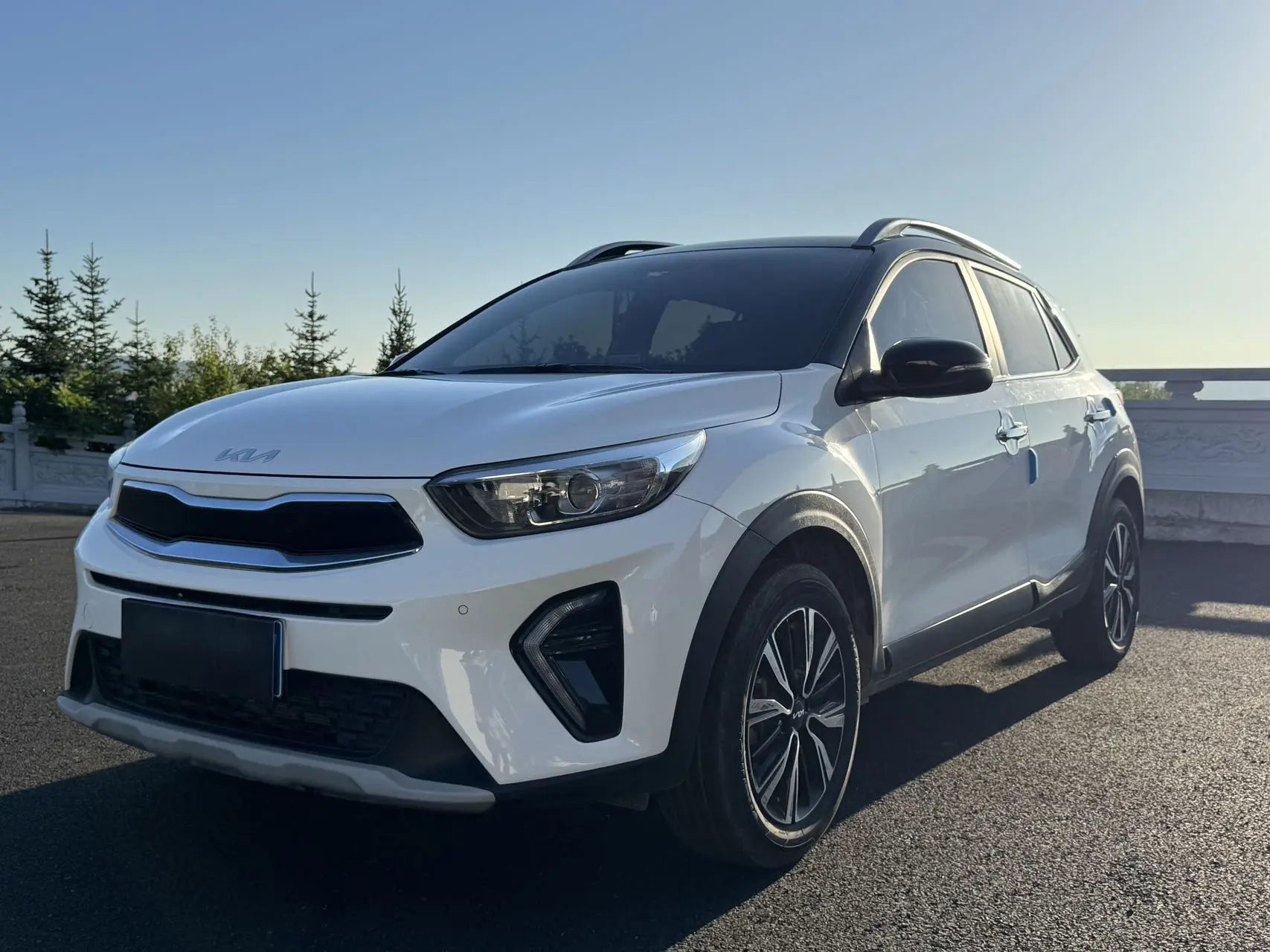 🚗 Kia Yipao , белый цвет, версия с люком.