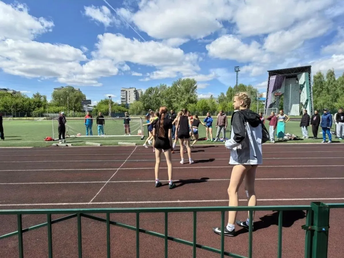 Легкоатлетки на спартакиаде спортшкол