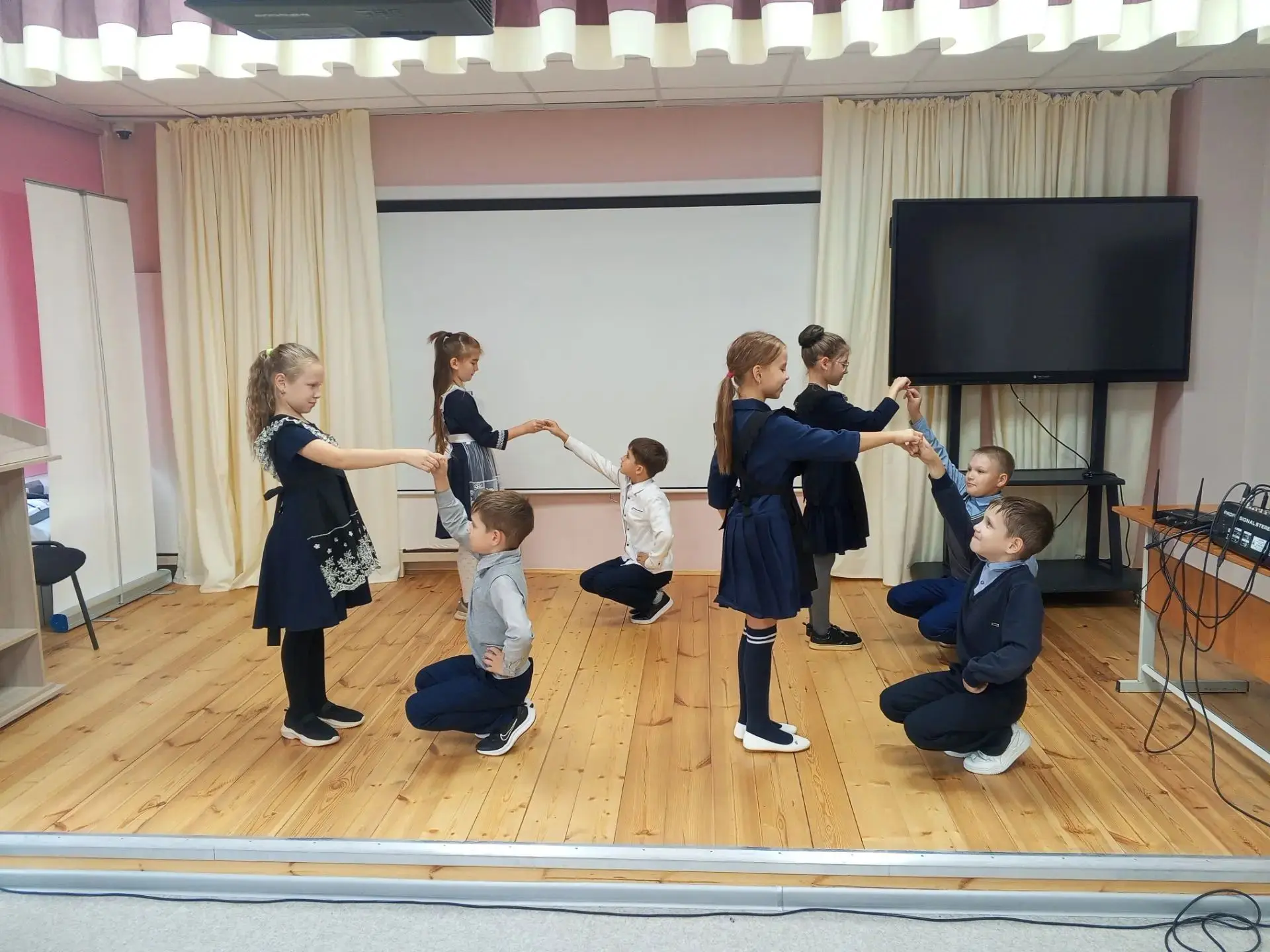 🌟 Школьные кружки в деле! 🌟