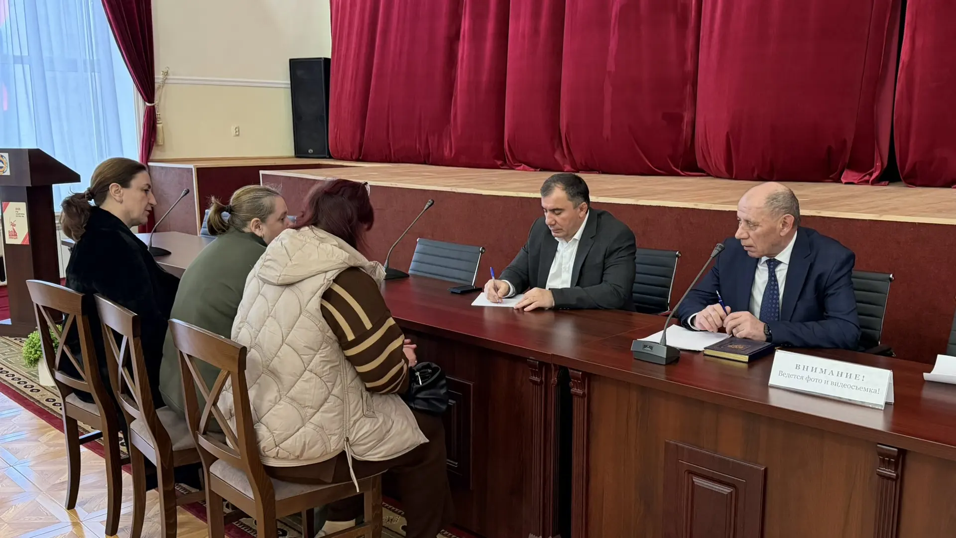 Сегодня провел очередной еженедельный личный прием граждан.