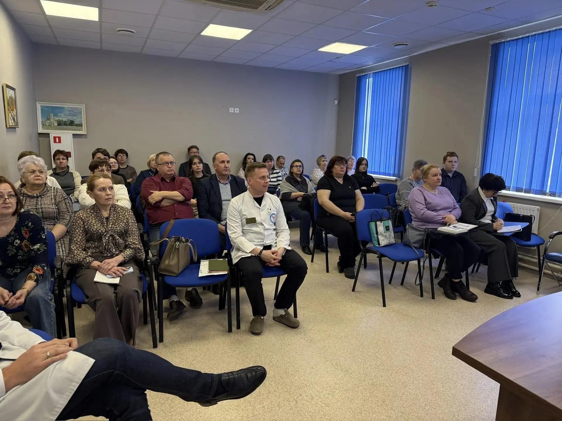 В Псковском онкодиспансере прошел методический семинар для заведующих поликлинических о...