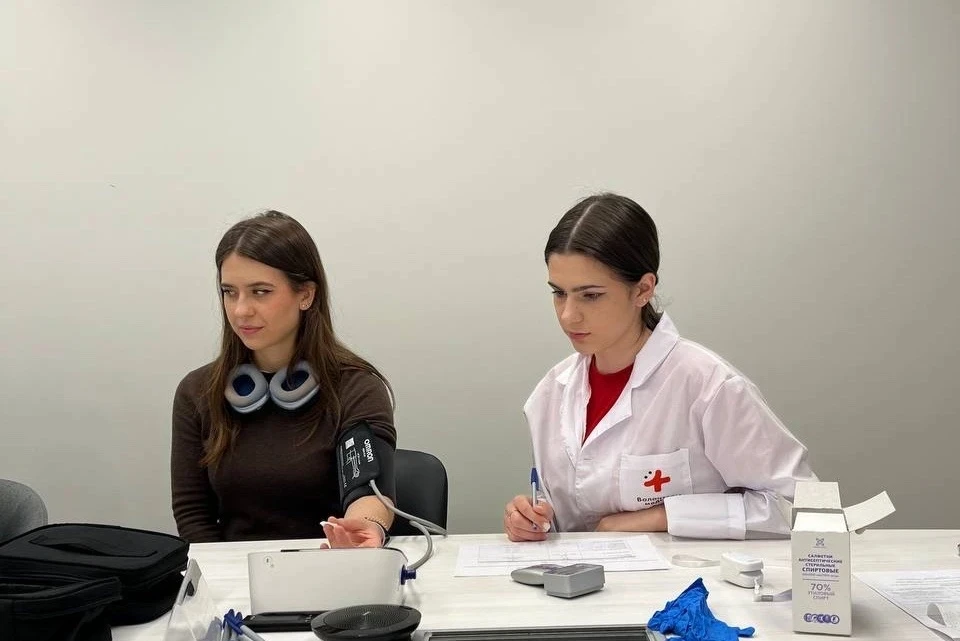 Волонтеры колледжа на Всероссийской акции «Будь Здоров»  🏥 8 и 10 апреля команда волонтеров отряда Д