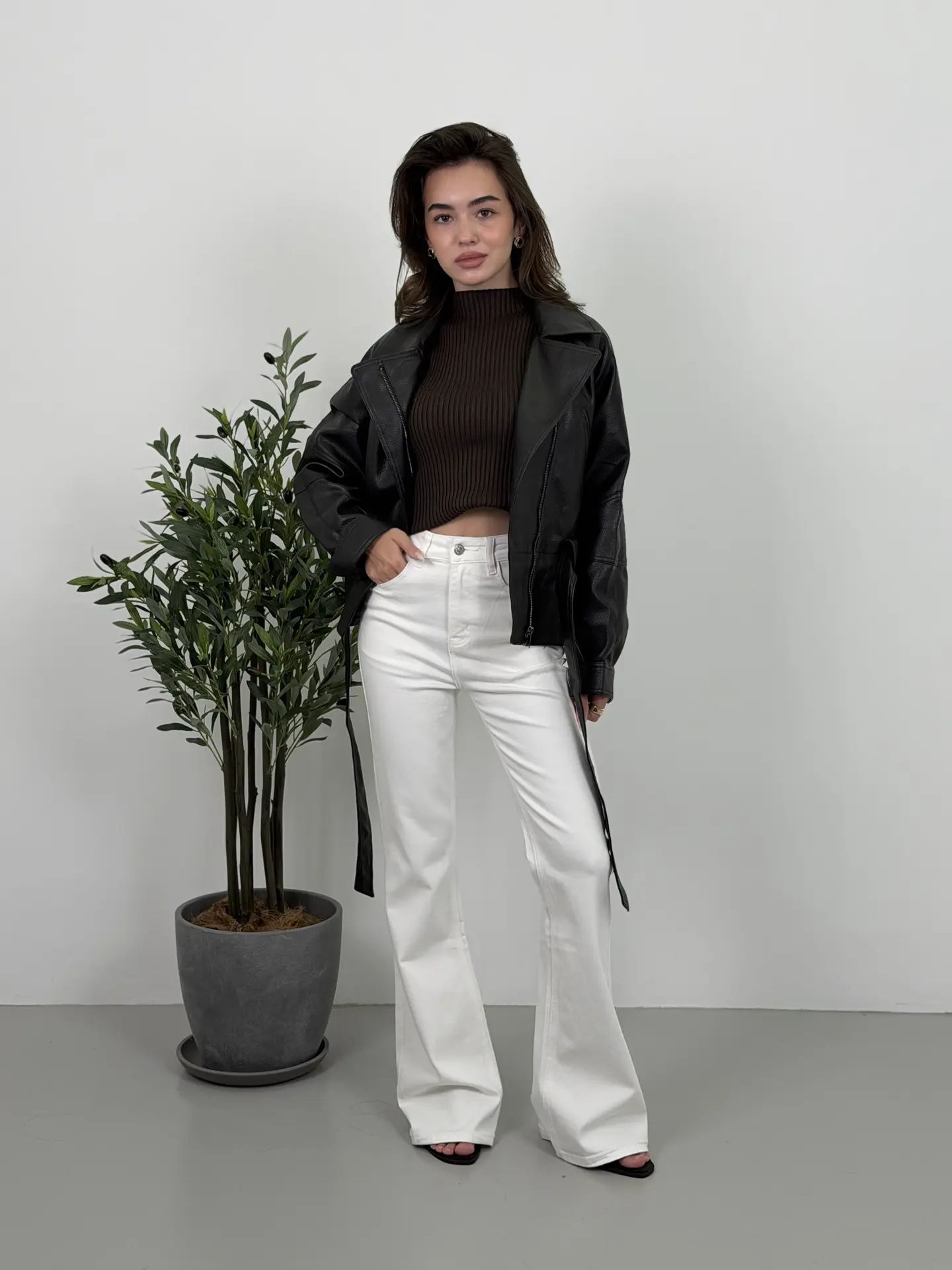 NEW COLLECTION

#куртка_эко-кожа - 4799₽
Размер:42,44,46
Арт:139-1/33

Доставка по всей России 📦
➡️