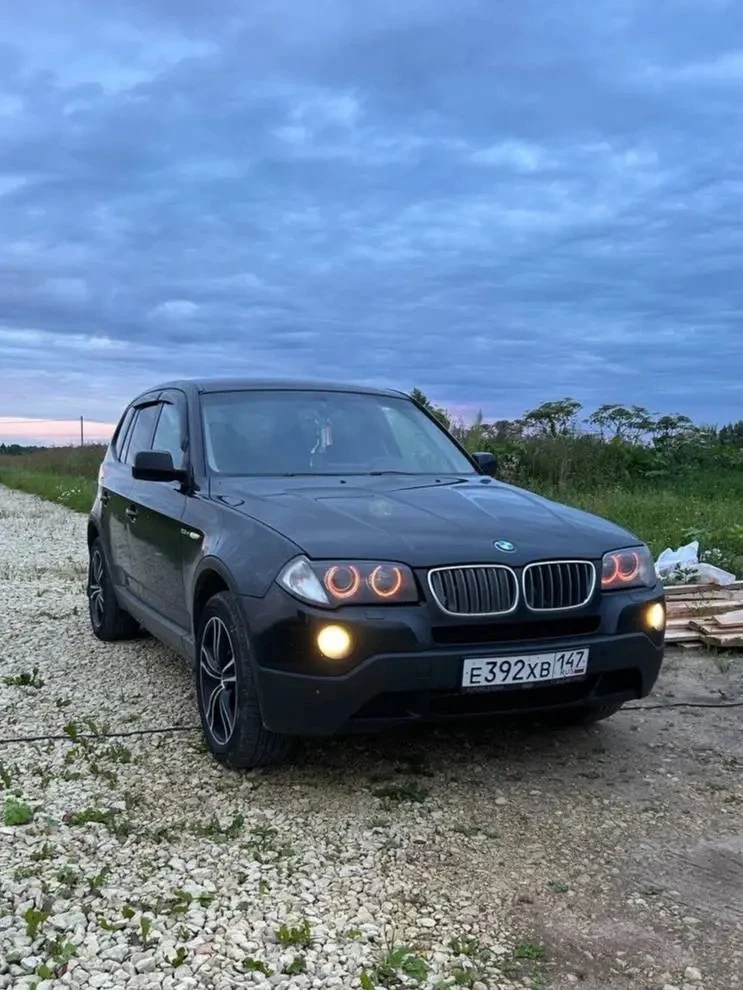 BMW X3 
2.5 АКПП 2008 год

Авто в хорошем состояние 
В машине на курили 
Мотор контракт 180т пробег 