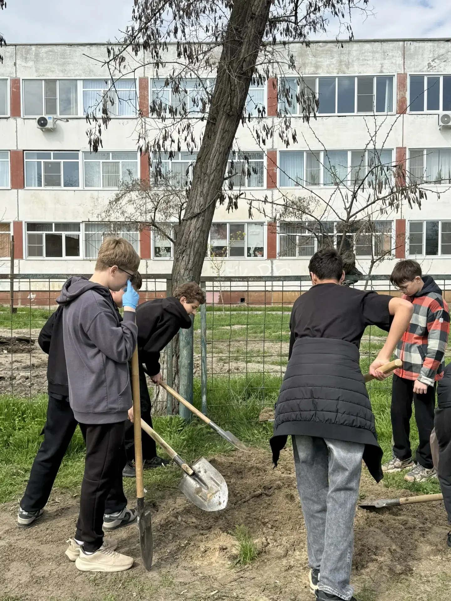 Прошедшая суббота выдалась очень насыщенной для учащихся и педагогов гимназии. Ученики 9 классов в р