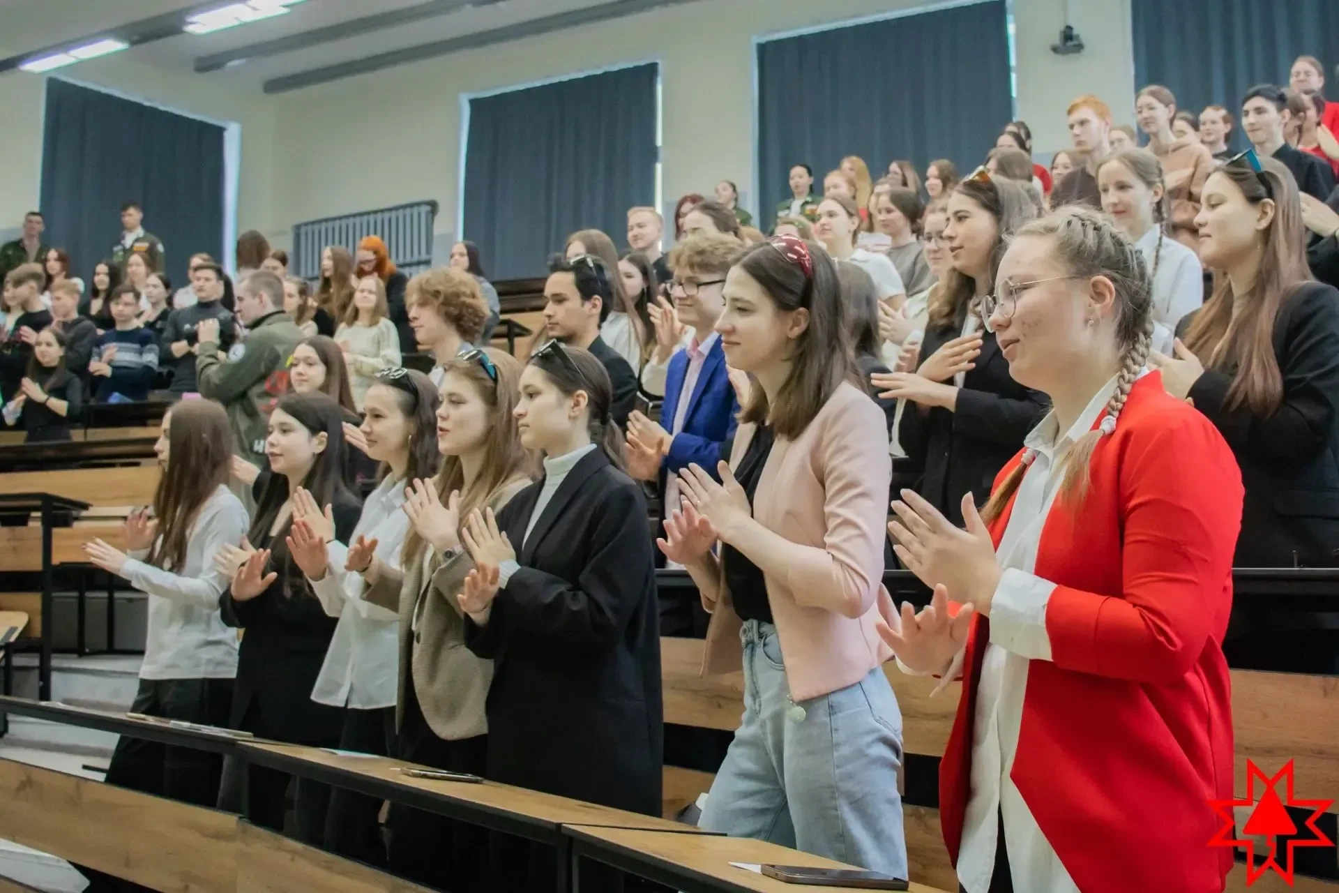 В Удмуртии 150 студентов освоят профессию вожатого бесплатно