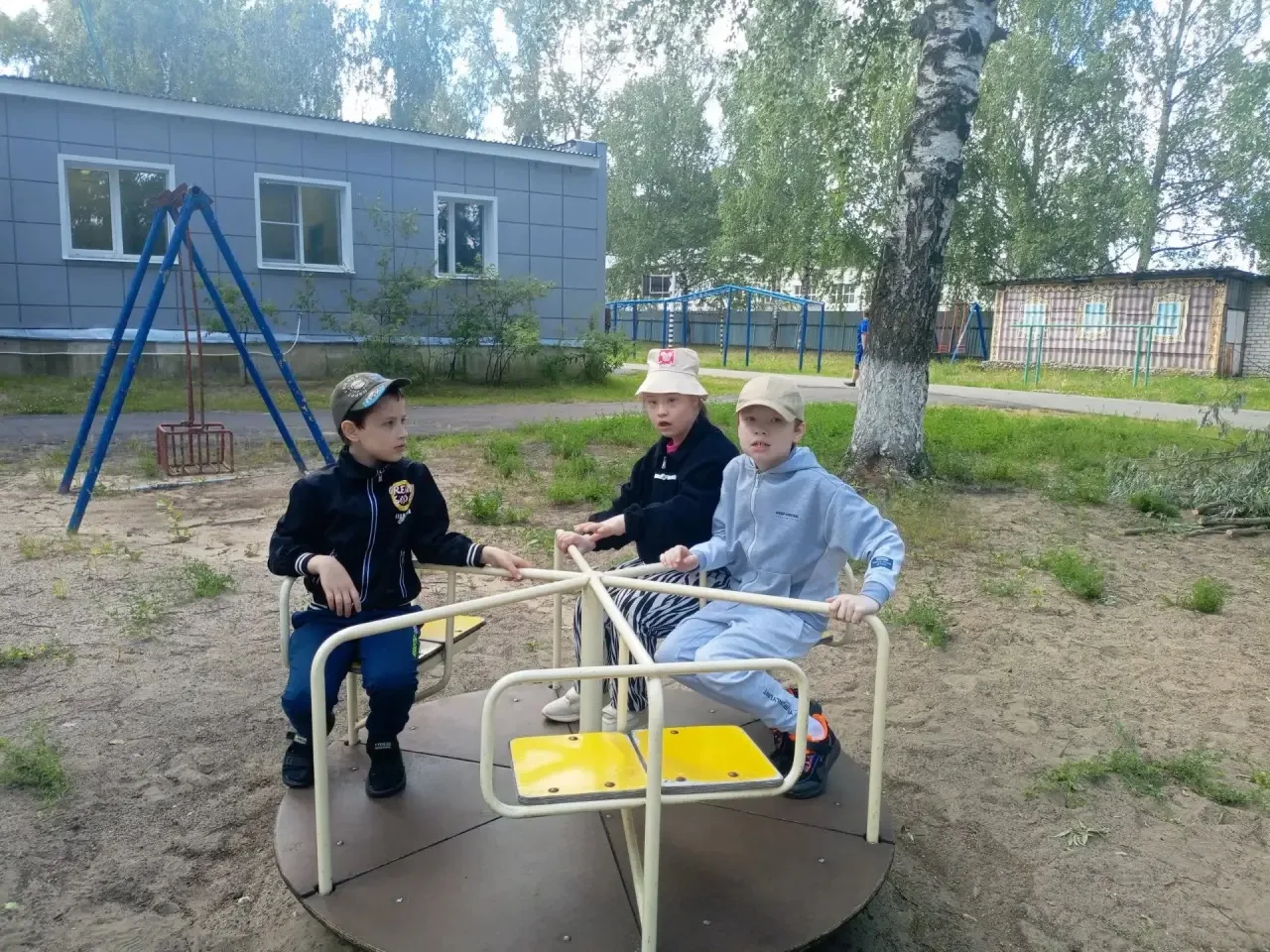 🚀 Школа интересных каникул — это любовь с первого дня!