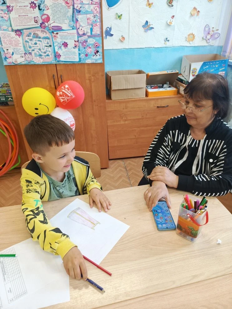 В нашем лагере прошел  тематический день «Народные промыслы России».