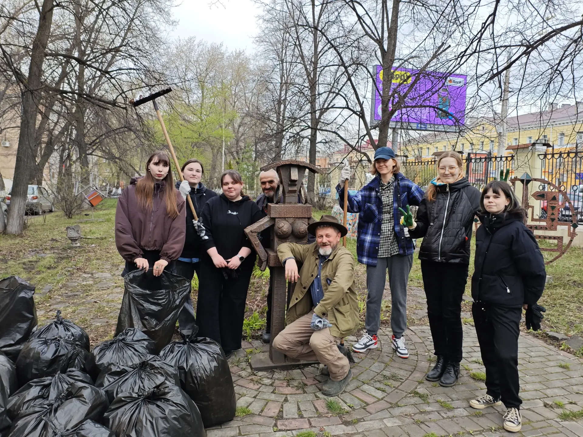 ФХО: красота начинается с чистоты ✨🧹 Конец апреля и начало мая на факультете художественного образов