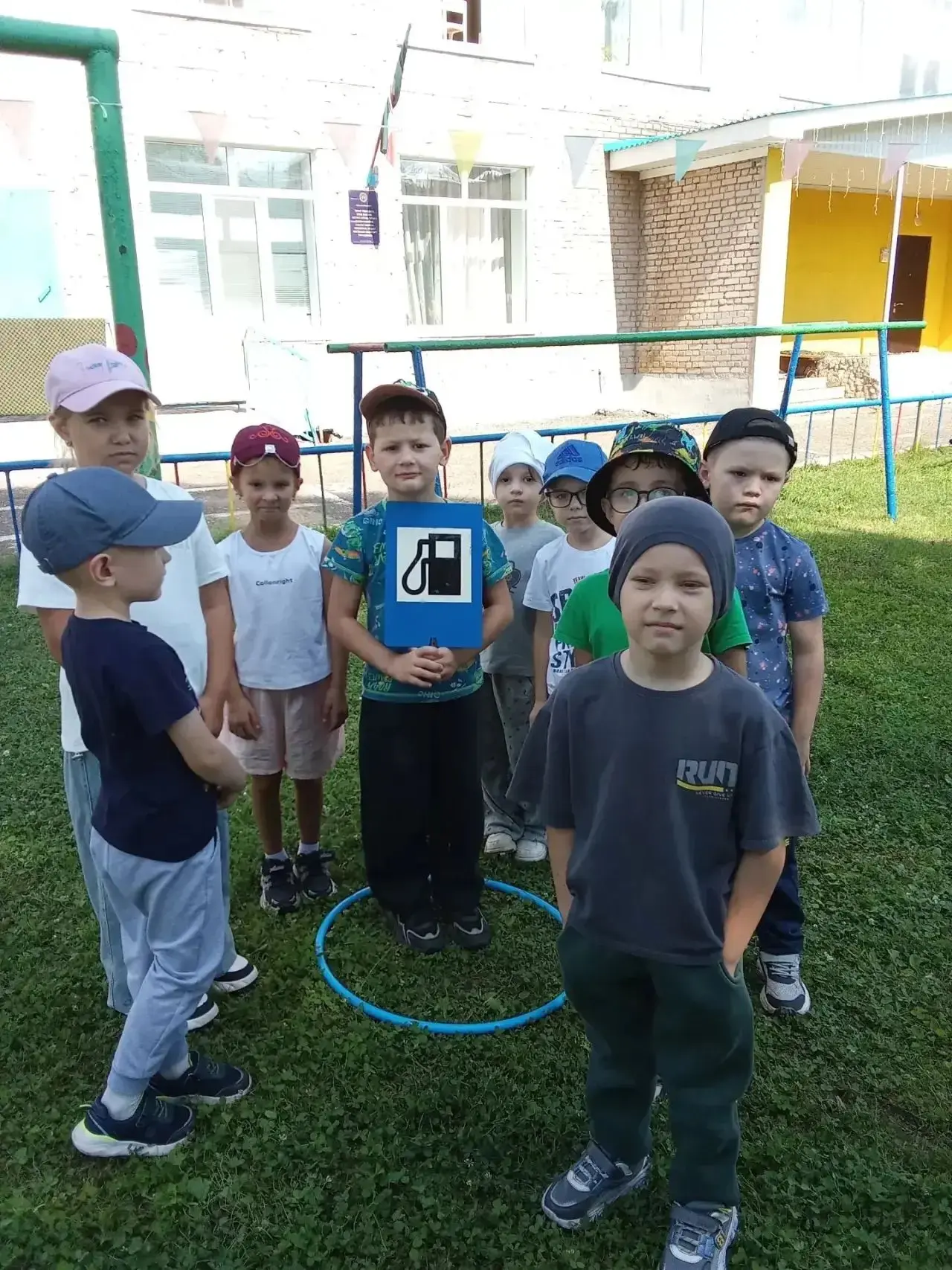 🔴 красный свет - дороги нет,