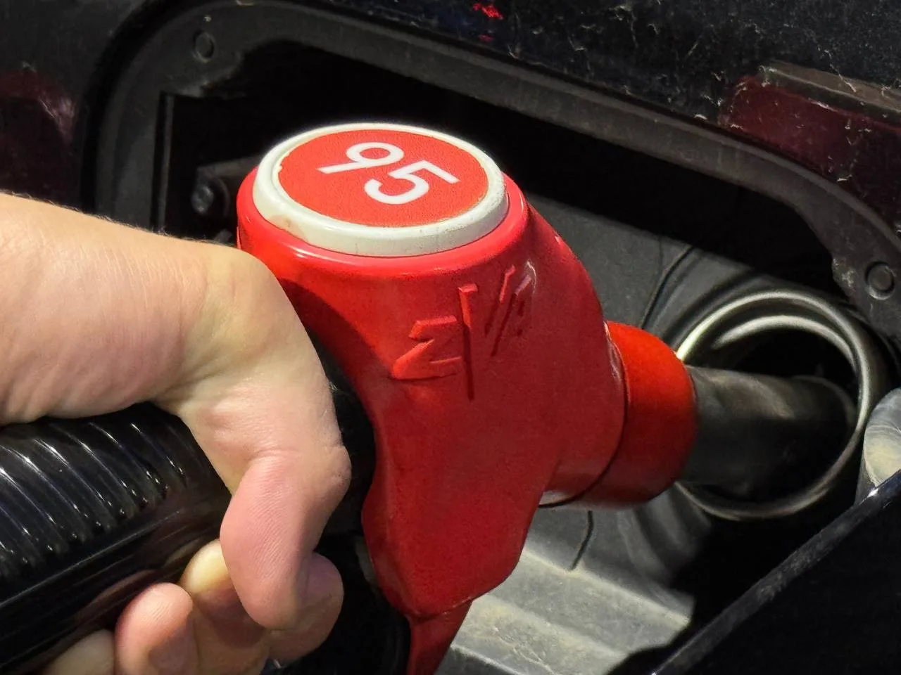⛽ Бензин на Северном Кавказе подорожал за лето на треть