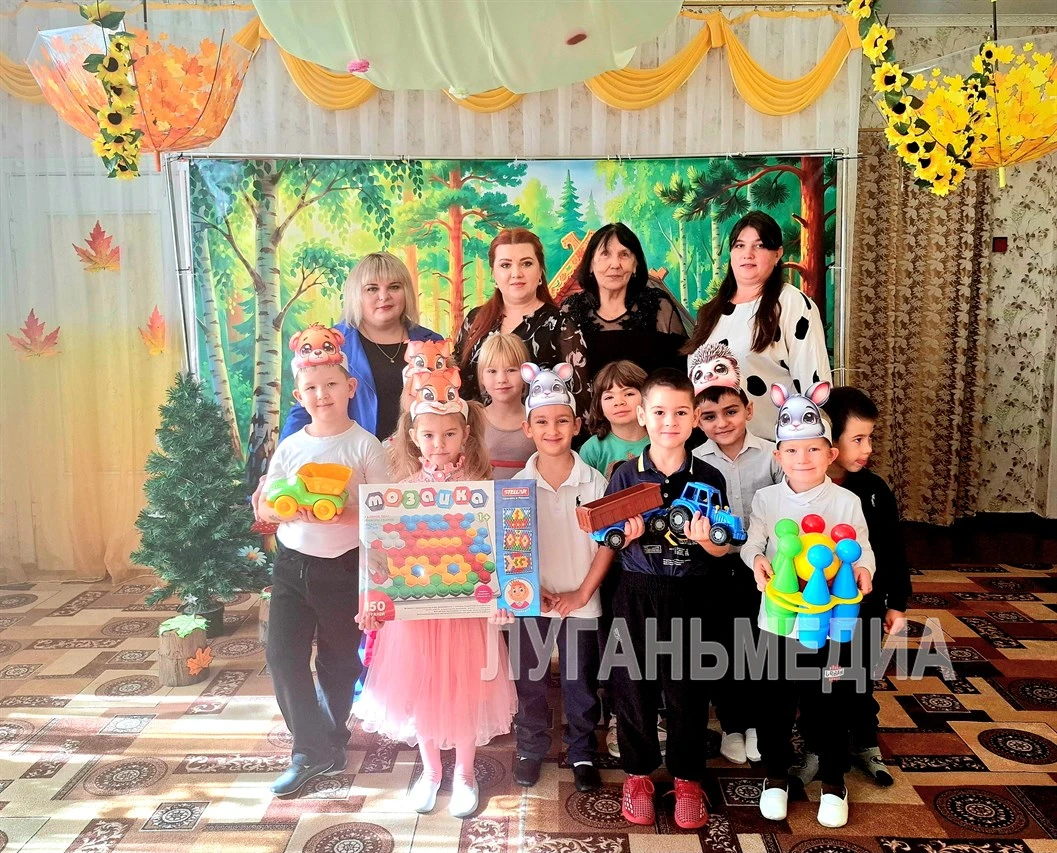 🎁 Миусинский детский сад получил подарки от региона-шефа