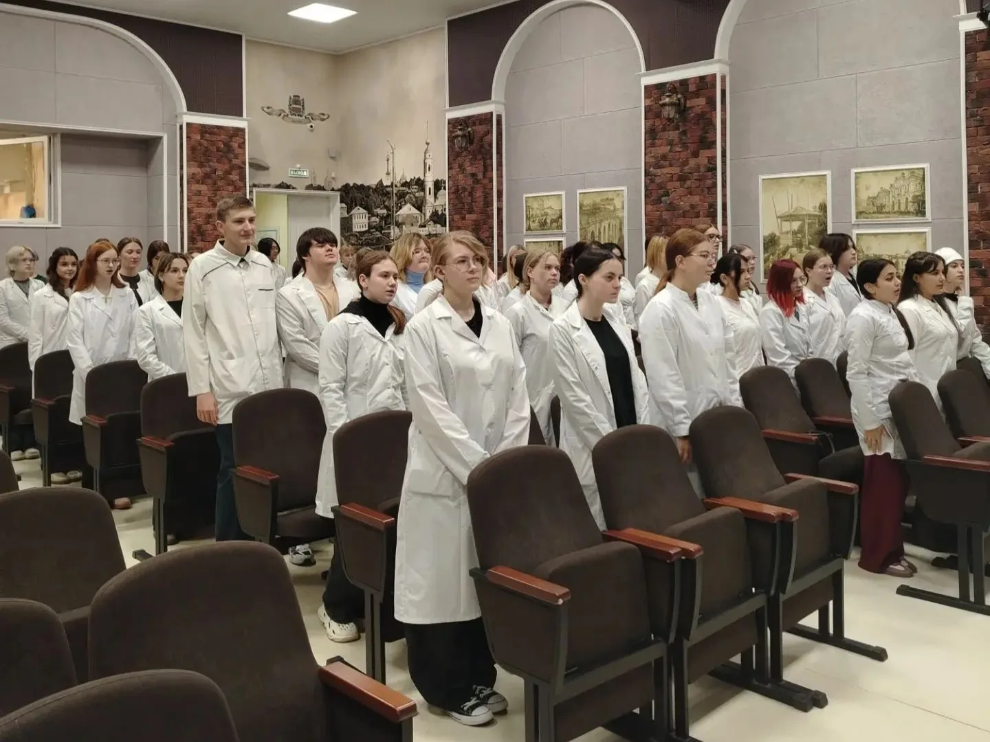 📅 14 сентября в нашем колледже прошло занятие из цикла «Разговоры о важном», посвящённ...