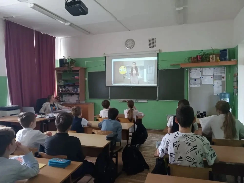 Традиционно учебная неделя началась с цикла занятий «Разговоры о важном». Тема: «Ценности, которые н