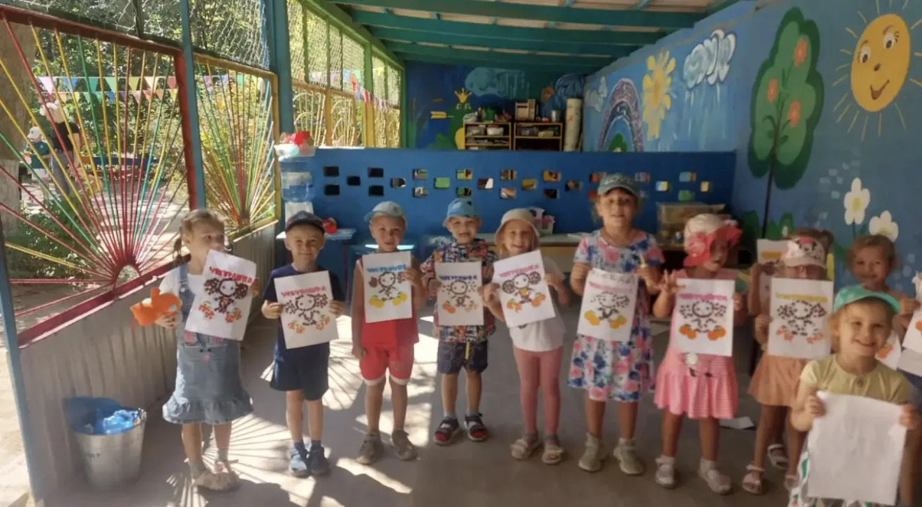 🥳 Мы с радостью отмечали День рождения Чебурашки.