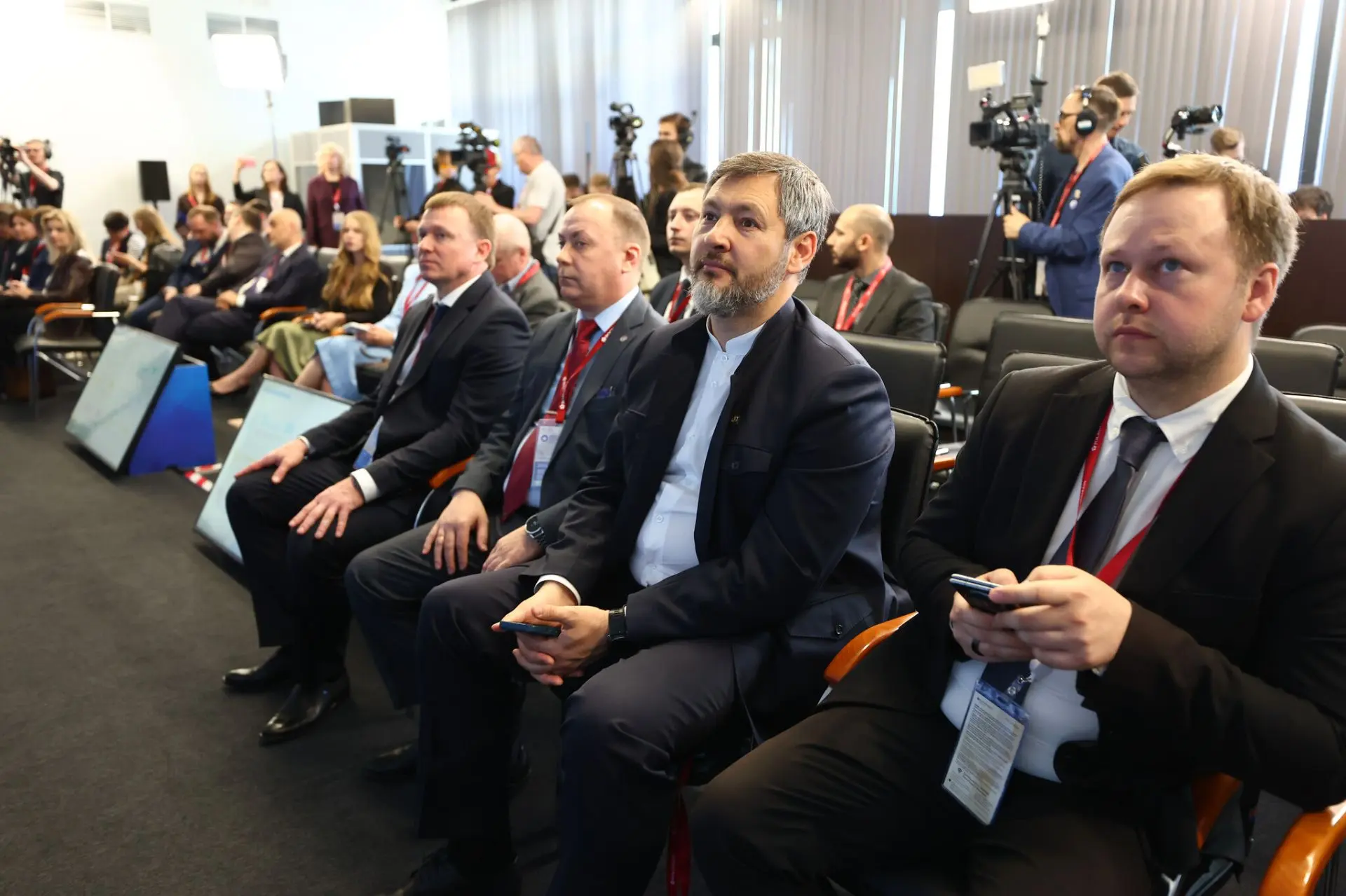 🚘На ПМЭФ объявлены лидеры развития рынка газомоторного топлива России

3 июня на Петербургском межд
