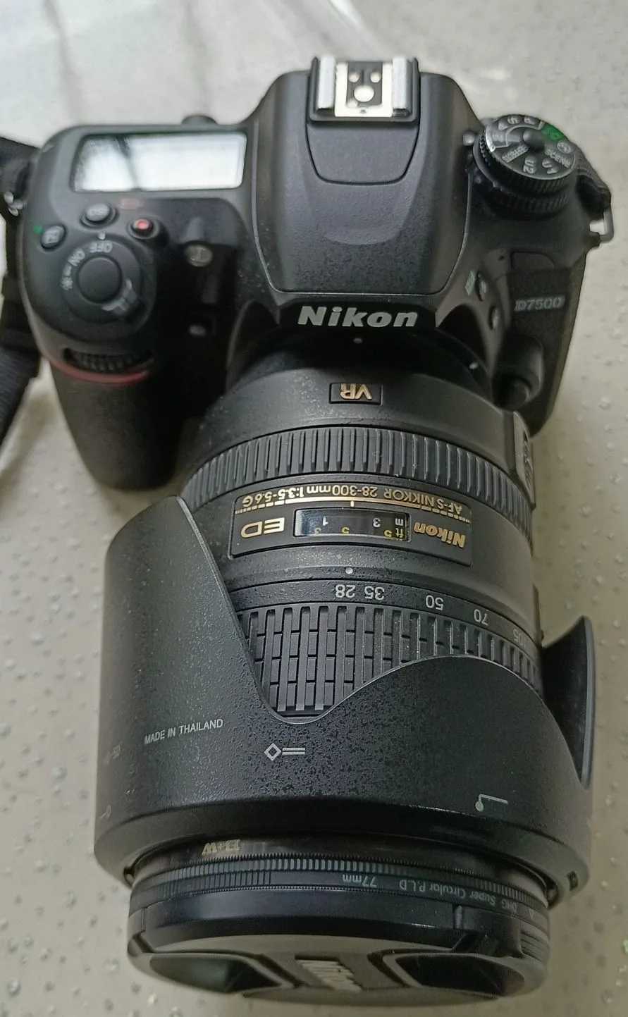 Продам фотоаппарат Никон д 7500,два объектива, вспышка, фильтры. Телефон 89133589183