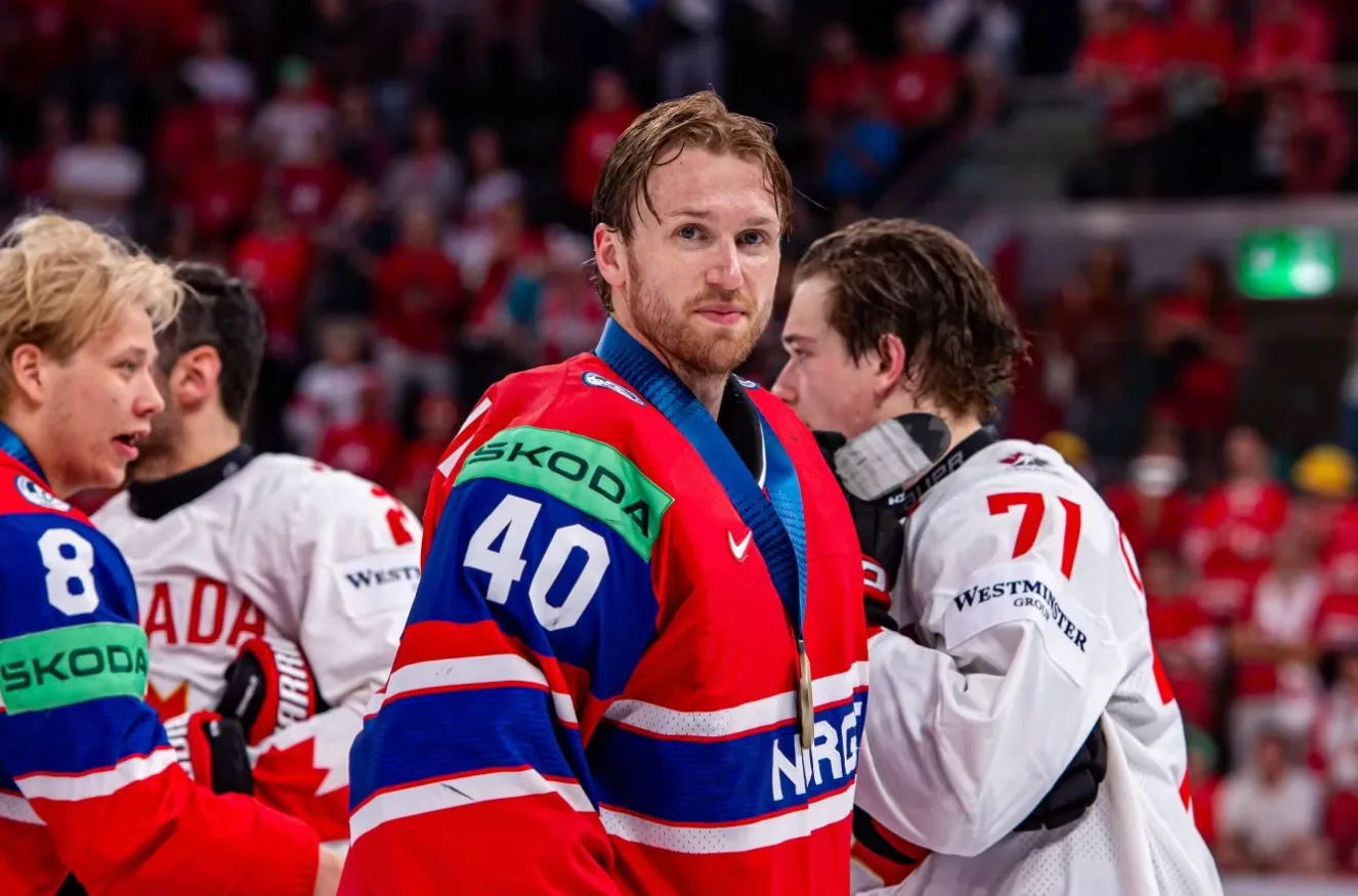 🏒 Челябинский «Трактор» подписал контракт с норвежцем Хенриком Хаукеландом, который стал лучшим вра