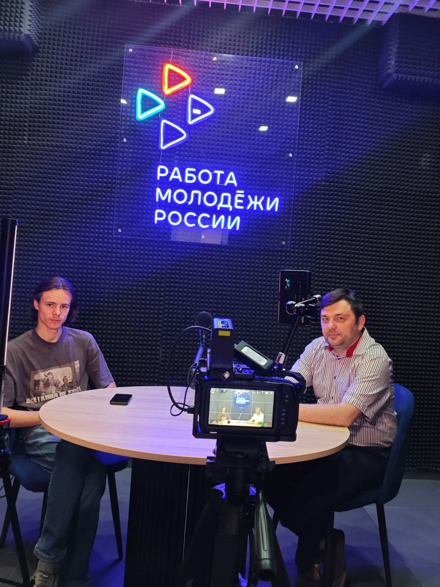 ✨ Новый выпуск подкаста с председателем жюри XV Открытого фестиваля любительских фильмов «Маленькое 