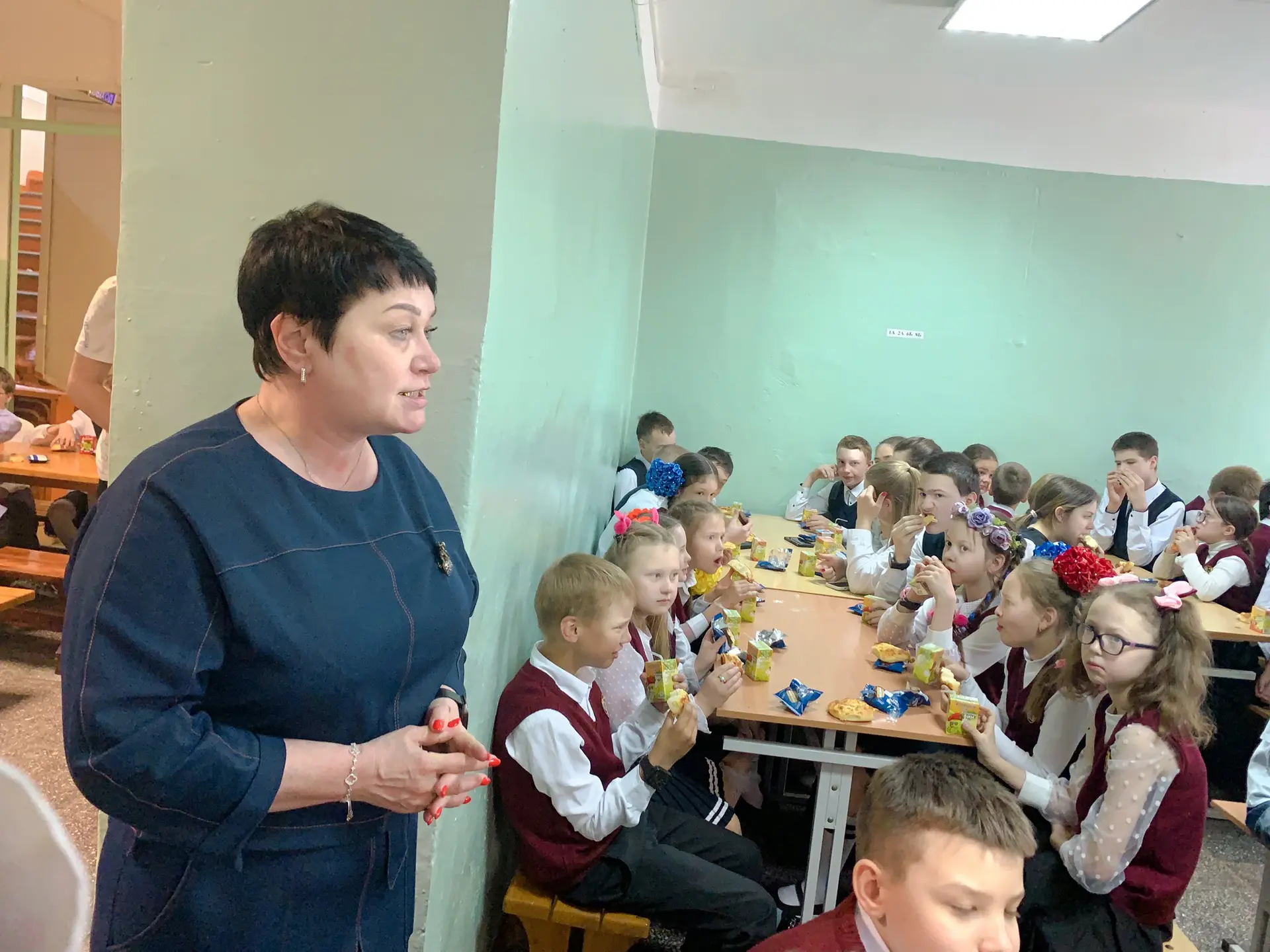 Сегодня в школе прошло мероприятие «Чаепитие с директором» для отличников и хорошистов....