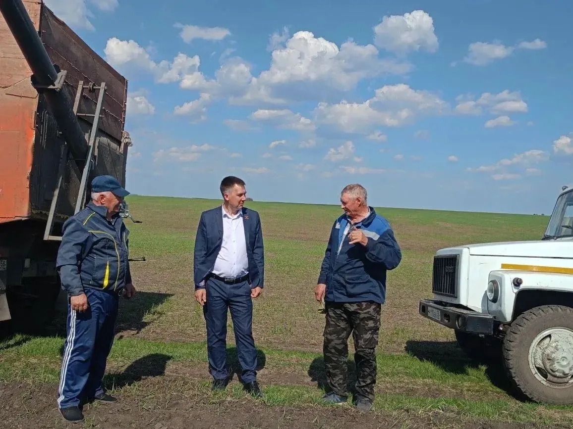 🌿В Наровчатском районе обсудили ход посевной кампании

📈 В рамках мониторинга весенних полевых раб